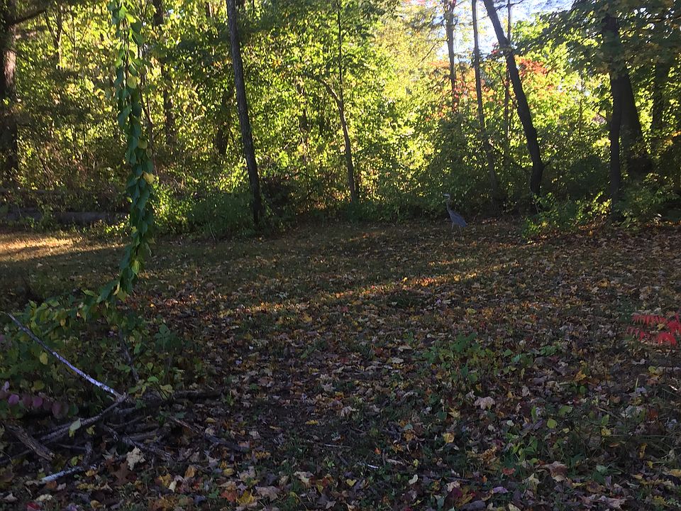 2nd image of 132 Old Stage Rd