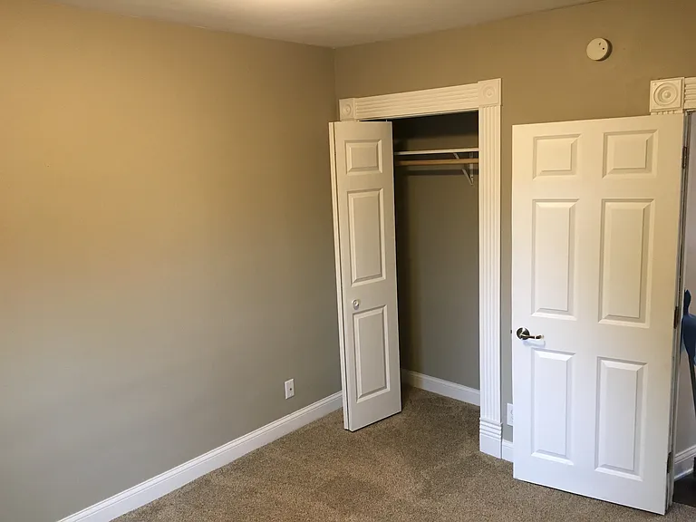 1517 2nd St NE #2 — Photo 5
