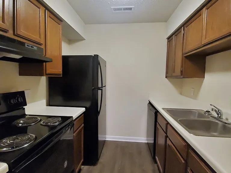 Reserve at Fairway Hills — Photo 37
