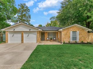 307 Robinwood Dr, Spring, TX 77386