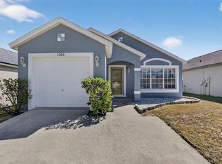 1356 Dew Bloom Rd, Valrico, FL 33594