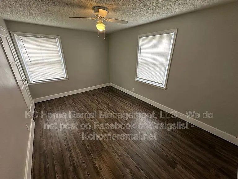 127 W 85th St — Photo 23