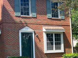236 Green Blade Dr, Dover, DE 19904
