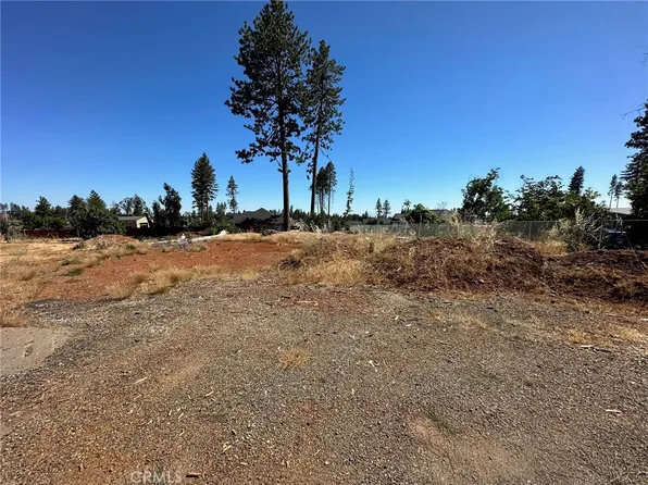 832 Regnier Ln, Paradise, CA 95969