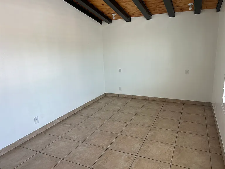 8808 Shaver Dr — Photo 16