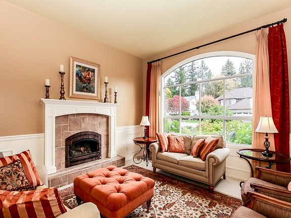 4th image of 25707 Lake Wilderness Country Club Dr SE #C