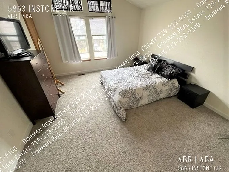 5863 Instone Cir — Photo 11