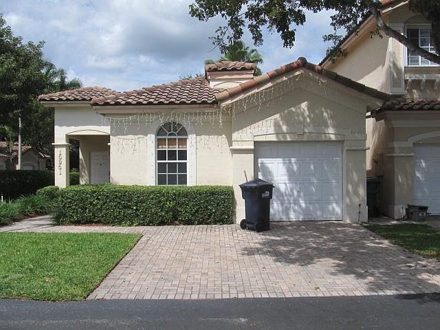 1st image of 10931 NW 67th Ter
