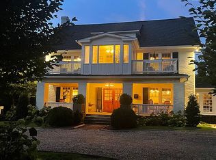 2019 Sharon Rd, Charlotte, NC 28207