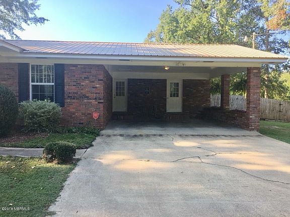 3rd image of 3643 Rollins Dr