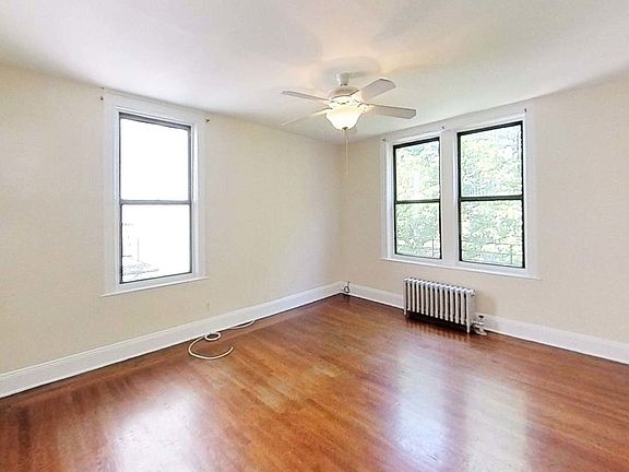 3rd image of 30-23 33rd St #7