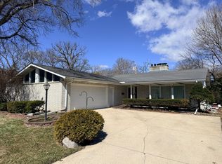 1010 W Atlantic Ave, Waukegan, IL 60085