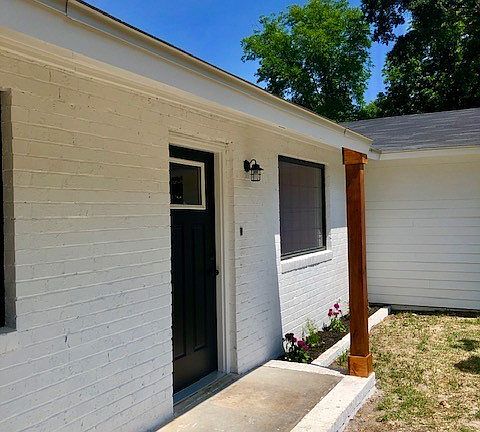 3rd image of 4019 Prescott Dr
