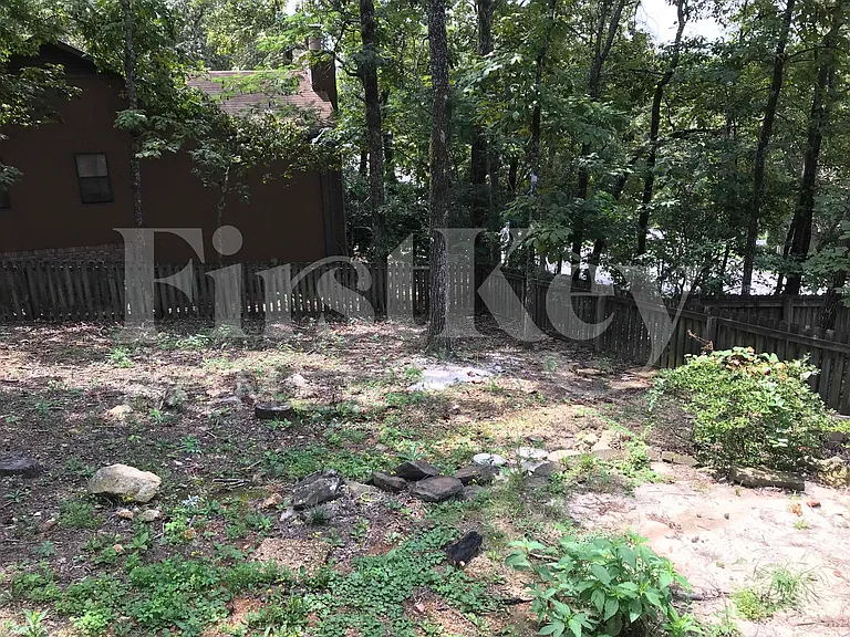 1622 Keeneland Dr — Photo 26