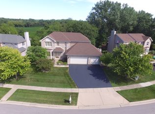 2965 Marshfield Dr, Elgin, IL 60124