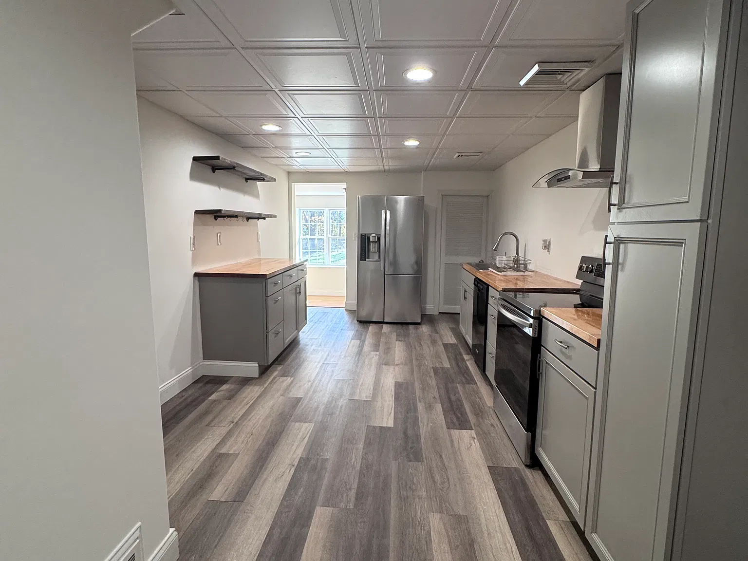 1 bed, 1200 sqft, $1,800 — Photo 3