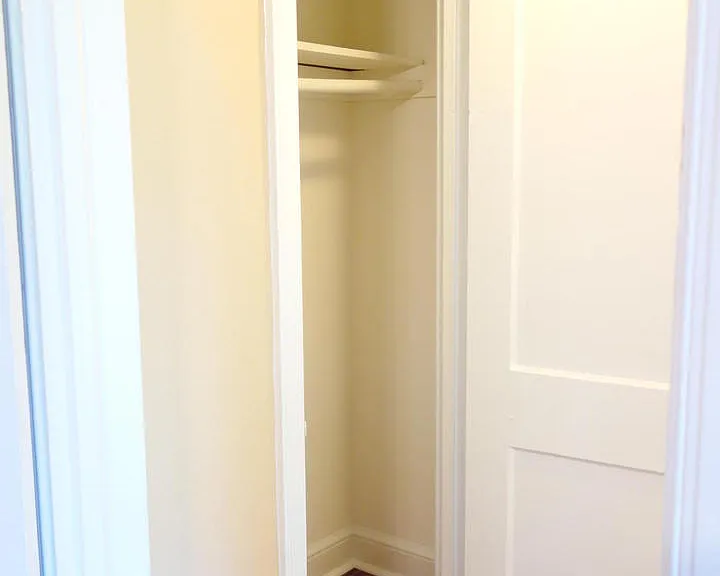 8210 Greenwood Ave — Photo 31