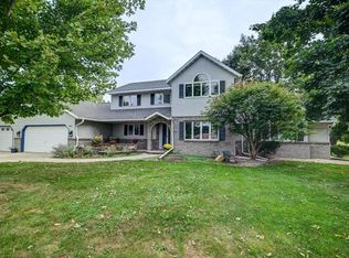 701 Holy Cross Way, Madison, WI 53704