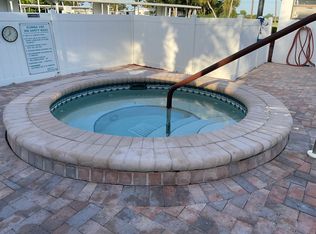 3819 Voorne St, Sarasota, FL 34234