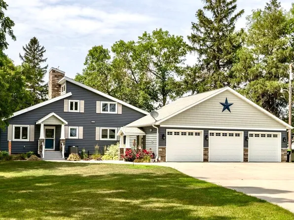 120 Walnut St, Zumbrota, MN 55992