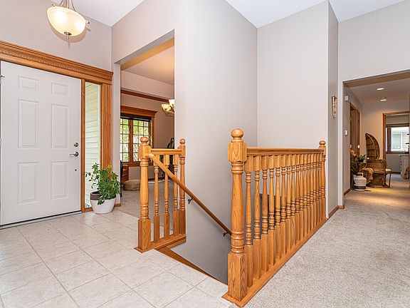 2nd image of 4627 Hemingway Dr