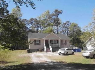 285 Walnut Rd, Southport, NC 28461