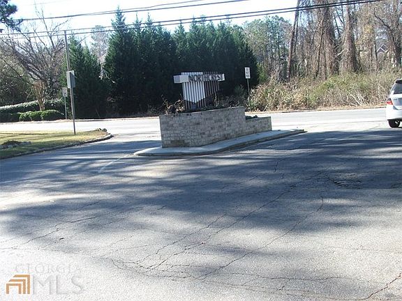 5th image of 3563 Regalwoods Dr