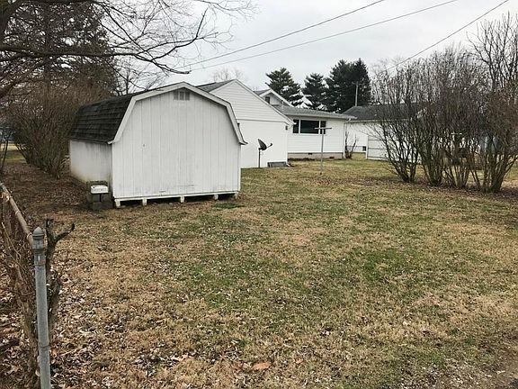 5th image of 109 S 32nd St