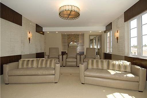 5th image of 1212 Palm Trail #D