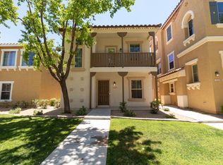 156 W Commerce Ct, Gilbert, AZ 85233