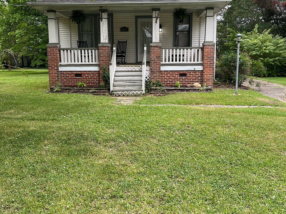 1st image of 1407 Hawthorne Dr