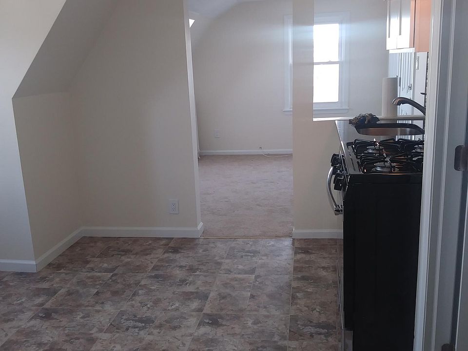 1st image of 46 Grandview Ave