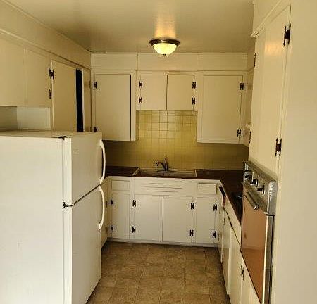 3rd image of 324 Camille Ct #3