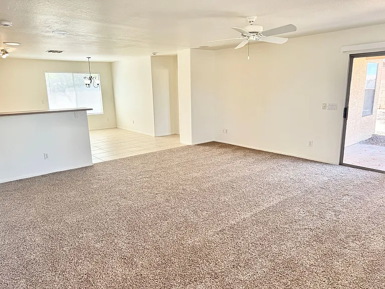 2106 W Alta Vista Rd — Photo 3