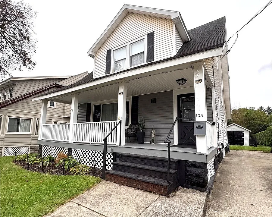 124 Curtis Pl