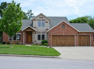 4594 E Fox Run Dr, Springfield, MO 65802