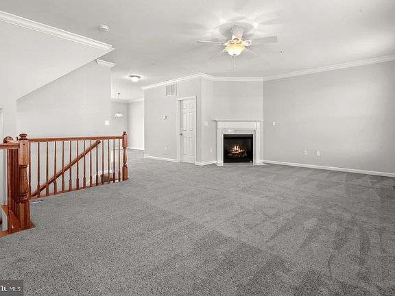 3rd image of 115 Anthony Ln