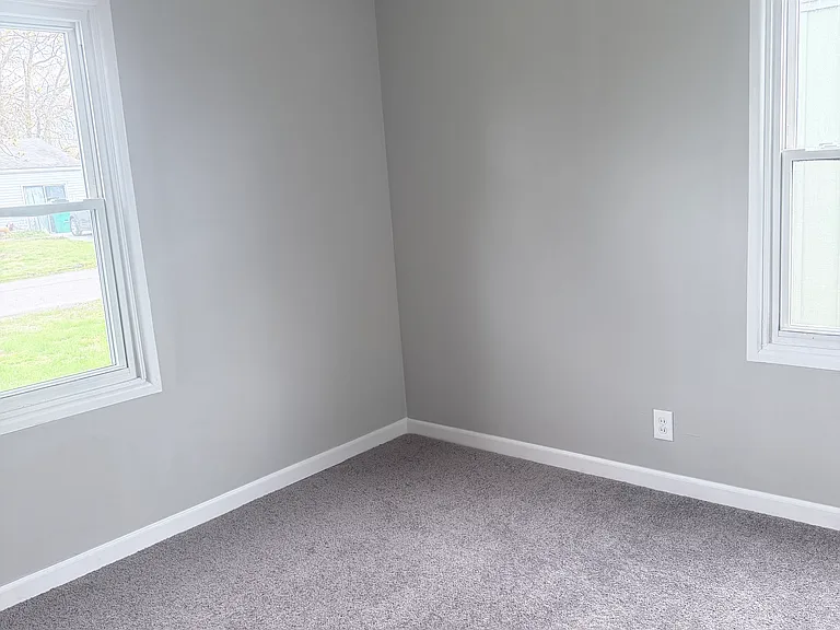 705 Saint Martin Dr — Photo 8