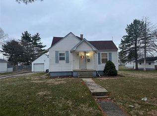 307 Dale Ave, Rossville, IL 60963