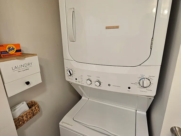 2000 Prospector Ave #203 — Photo 7