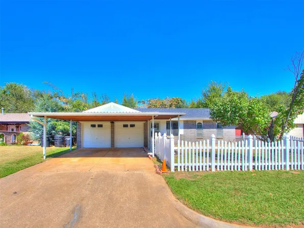 625 NW 18th Pl, Moore, OK 73160