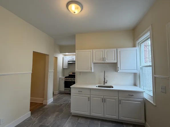 165 Chestnut Ave Floor 1, Staten Island, NY 10305