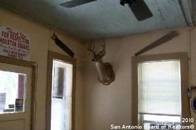 4th image of 1303 Lorenzo St
