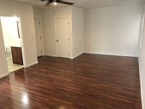 Spacious Unit
