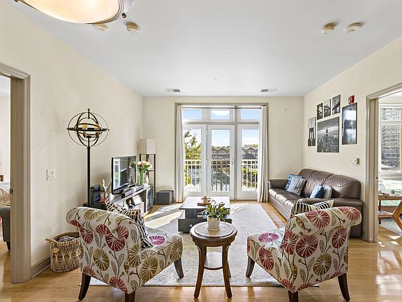 4th image of 7400 River Rd APT 307