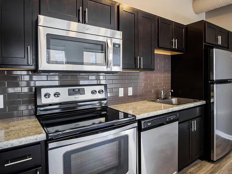 1520 Harney Street — Photo 13
