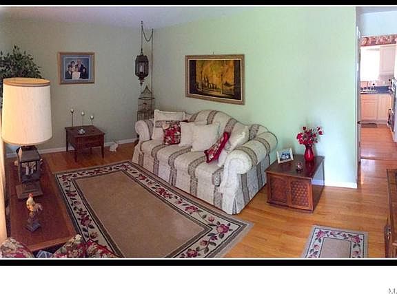 2nd image of 2223 Eleanor Kay Dr