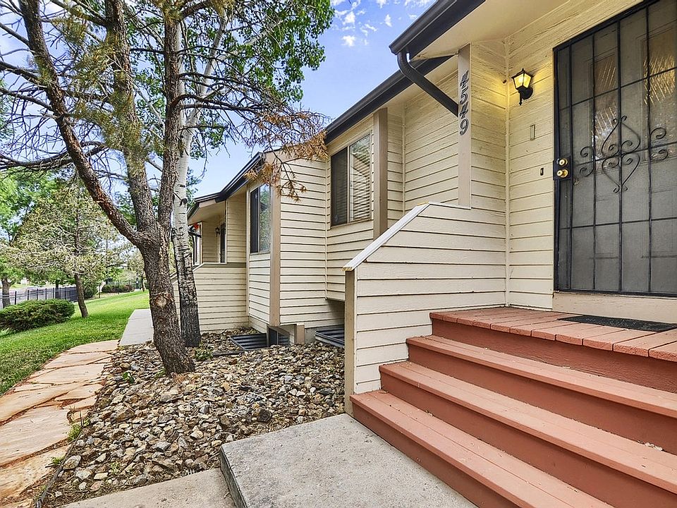 1st image of 4549 Lamplighter Cir