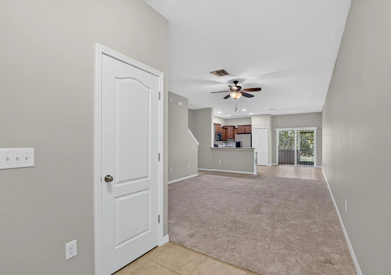 Move-In Ready Townhome in Brandon! — Photo 3