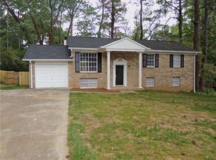 4409 Cypress Ridge Ln, Stone Mountain, GA 30083